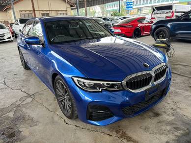 BMW 320i 20i M SPORT in Johor Bahru, JHR