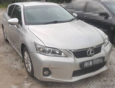 Lexus CT 200 h (HYBRID) in Ayer Baloi, JHR