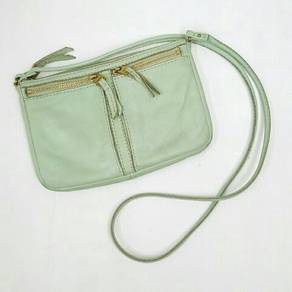Auth Fossil Sling Bag