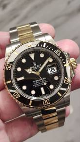 Rolex Submariner 126613LN Yellow gold with black