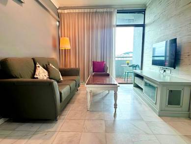 Apartment For Rent in Century Bay Apartment