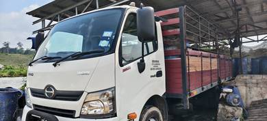 Pemandu Lori