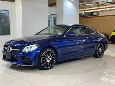 Mercedes Benz C180 180 COUPE AMG SPORTS in Kota Damansara, SGR