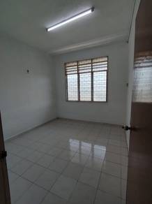 Flat For Rent in Taman Desa Damai