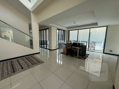 3-storey Terraced House For Sale in Setia Alam,SGR