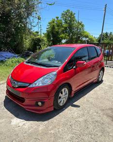 Honda Jazz Hybrid (HYBRID) in Penampang, SBH