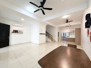 2-storey Terraced House For Sale in Horizon Hills,JHR