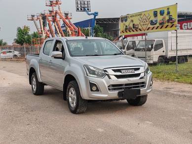 Isuzu D-Max STANDARD 4X2 HI-RIDE in Johor Bahru, JHR