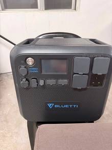 BLUETTI AC200MAX Expandable Power Station