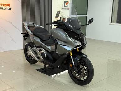 Honda XADV