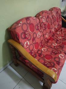 3-seater Wooden Frame Sofa