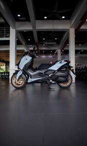 Yamaha XMAX