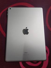 iPad 9th Gen Wi-Fi (64GB) + Stylus, Extra cable