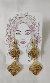 Cute little earrings
