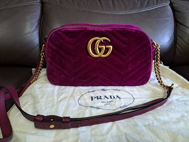 GUCCI GG Marmont Shoulder Bag