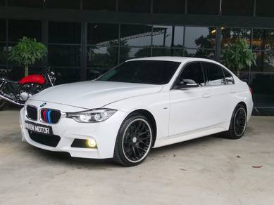 2012 BMW 328i 28i LUXURY (CKD)