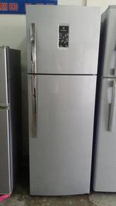 Peti Sejuk Fridge Ais Refrigerator Electrolux Ais