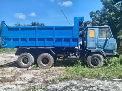 Lorry 10 tan for sale