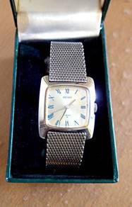 Vintage Ladies Seiko Watch - Wind Up