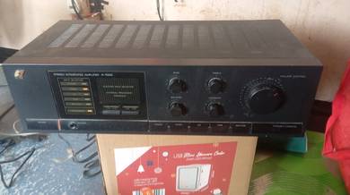 Sansui stereo Integrated amplifier 