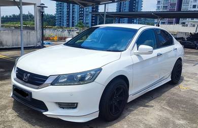 Honda Accord VTi-L in Seri Kembangan, SGR