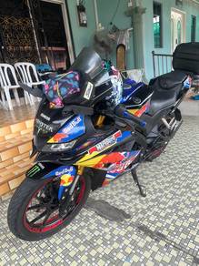 Yamaha R15