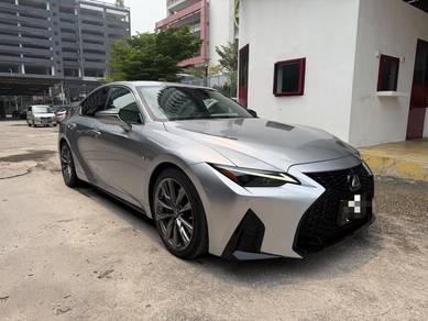 Lexus IS 300 F-SPORT in Cheras, SGR