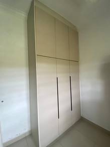 Built-In Wardrobe Direct Kilang