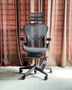 Herman Miller Aeron Remastered Office Chair