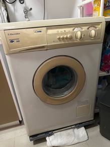 Electrolux Front Load Washing Machine EWS43F