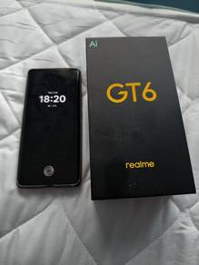 Realme GT 6