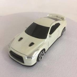 CFE164 RMZ City Nissan GT-R (R35) Collection White