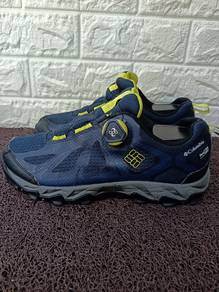 uk6.5 Columbia Techlite Hiking Shoes