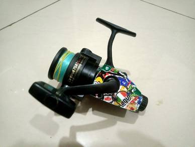 reel katak kolam abu Garcia cardinal 754 japan