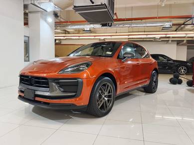 2023 Porsche Macan -