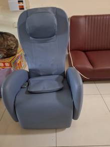 OTO massage chair