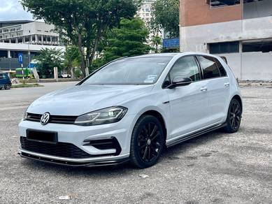 Volkswagen Golf TSI R-LINE in Cheras, SGR