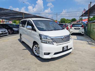 2013 Toyota Vellfire X
