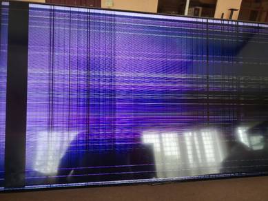 Samsung 55 inch QLED TV (Damaged Display)