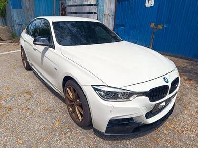 BMW 320i 20i M SPORTS (CKD) in Desa Petaling, KUL