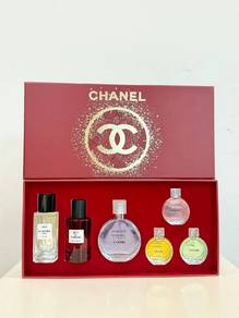 CHANEL  6-piece perfume set