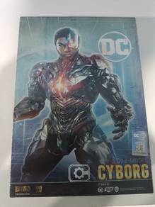 Fondjoy 1:9 比例 DC 系列CYBORG