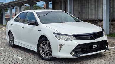 Toyota Camry HYBRID LUXURY in Cheras, KUL