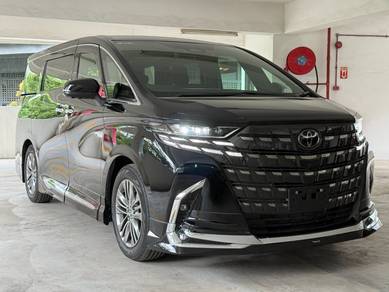 Toyota Alphard Z in Desa Petaling, KUL