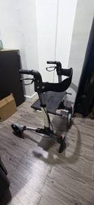 X Fold 4 wheel rollator Walker