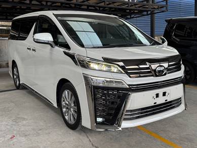 Toyota Vellfire GOLDEN EYES II in Johor Bahru, JHR