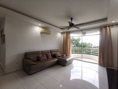 Condominium For Rent in The Waterfront