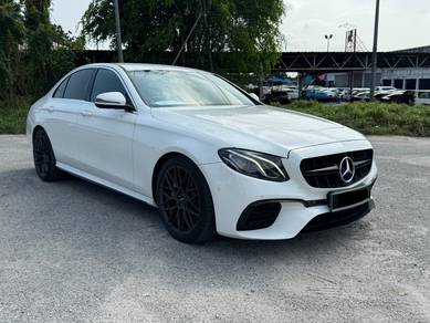 Mercedes Benz E200 200 AVANTGARDE (CBU) in Johor Bahru, JHR