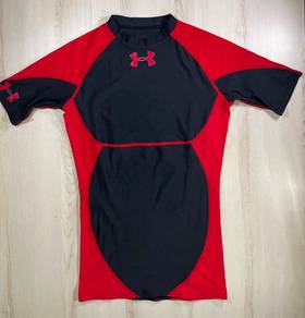 Under Armour Fitted Tee #DR Used