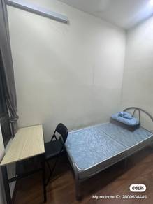 Room in OUG, KUL